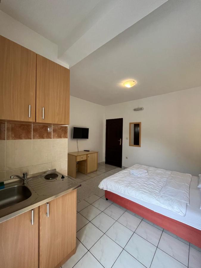 Studio Apartments Kul Budva Bagian luar foto